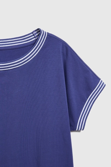 Bluzka z paskami na dekolcie i ramionach fioletowa