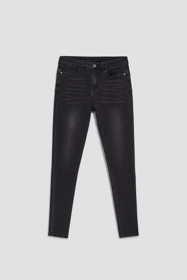 Jeansy skinny z przetarciami