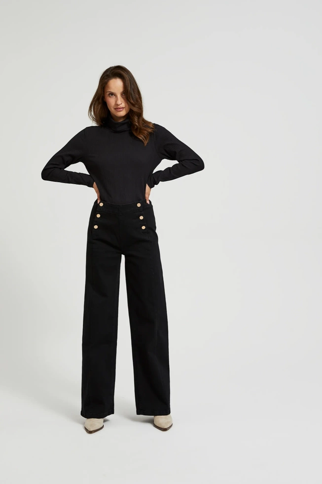 Prążkowany golf z długimi rękawami czarny