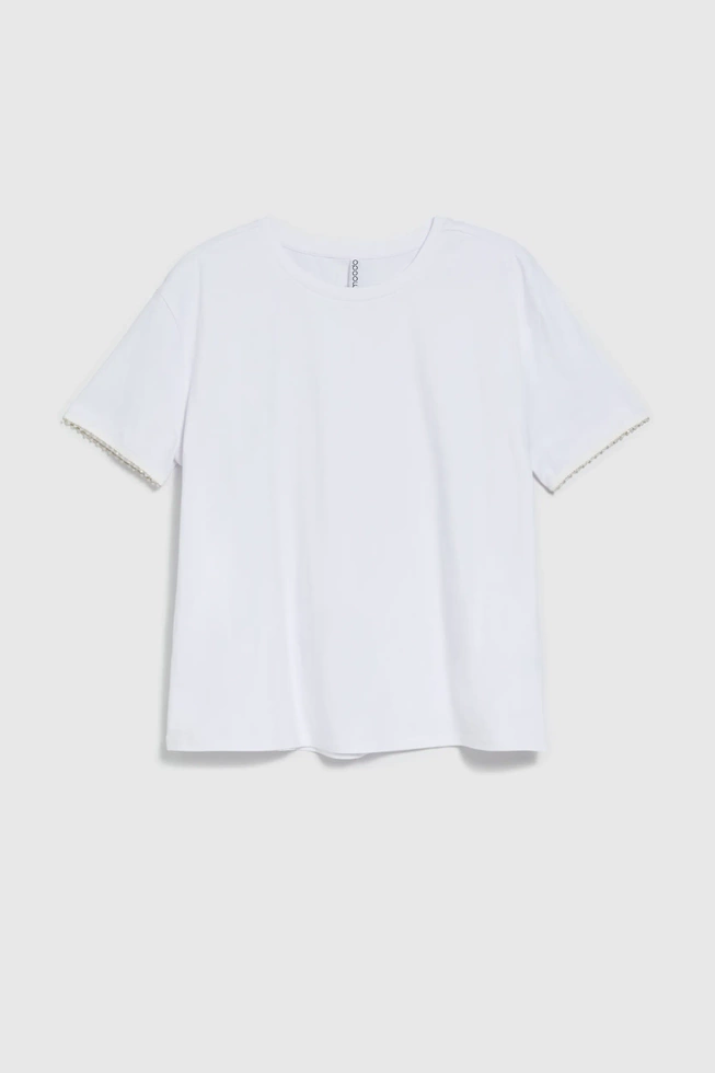 Bluzka z koralikami na rękawach biała