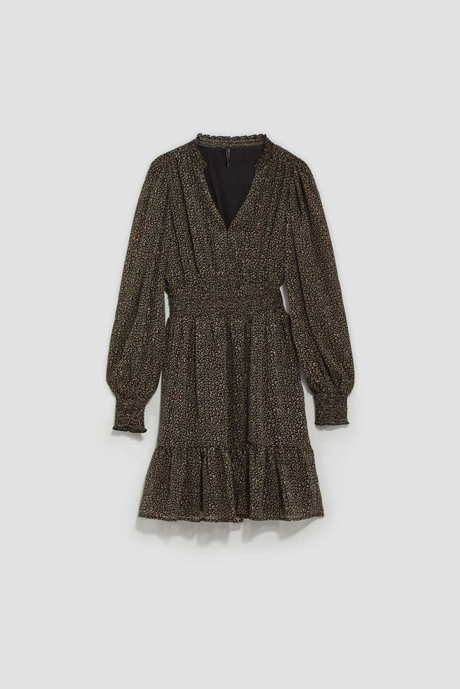 Sukienka z printem i falbaną