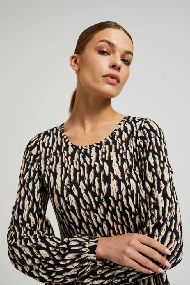 Sukienka z bufiastymi rękawami brązowa