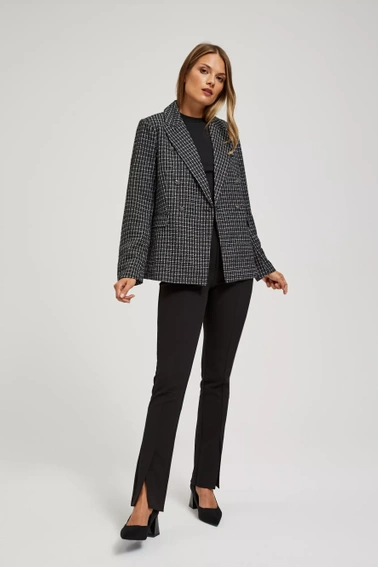 Dwurzędowa marynarka z ozdobnymi guzikami