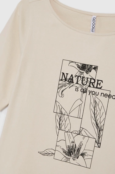 Bluzka z nadrukiem i napisem beżowa