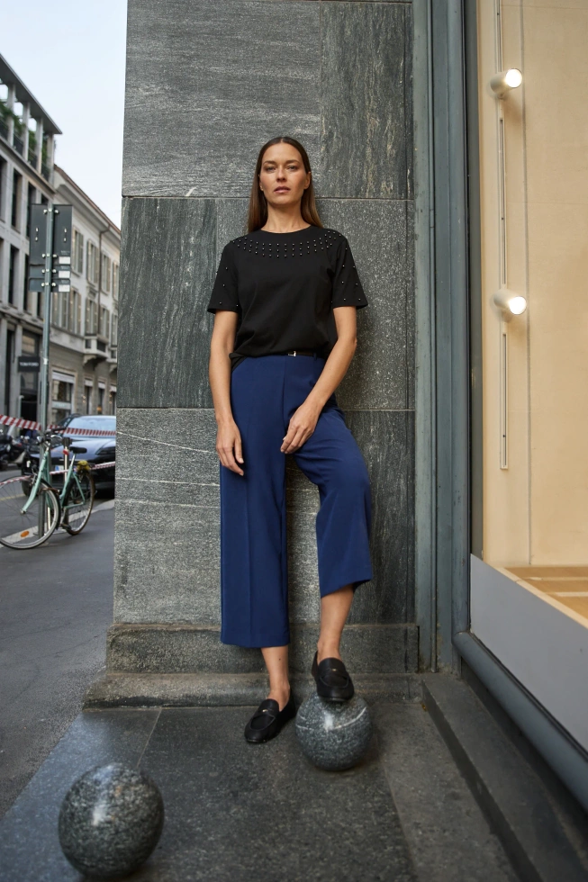 Bluzka z koralikami czarna