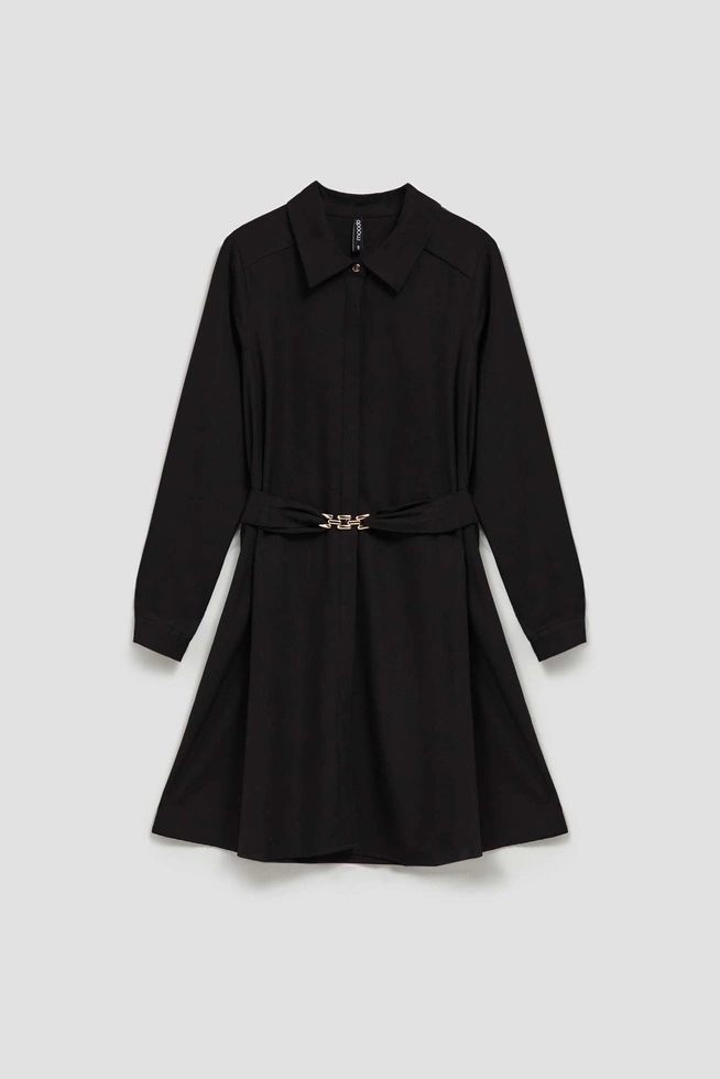 Koszulowa sukienka z paskiem