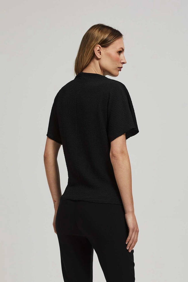 Elegancka bluzka z szerokimi rękawami czarna