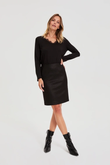 Ołówkowa spódnica czarna