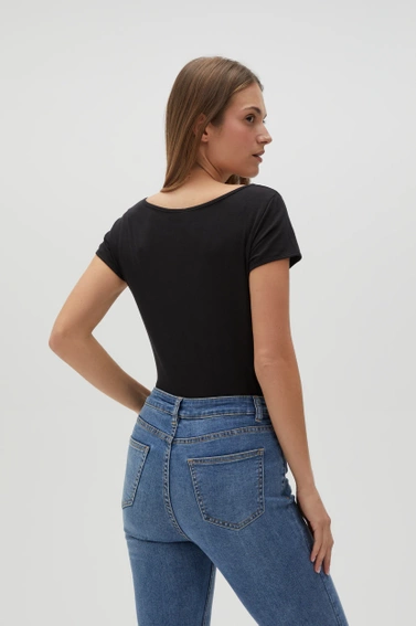 Dopasowany t-shirt czarny