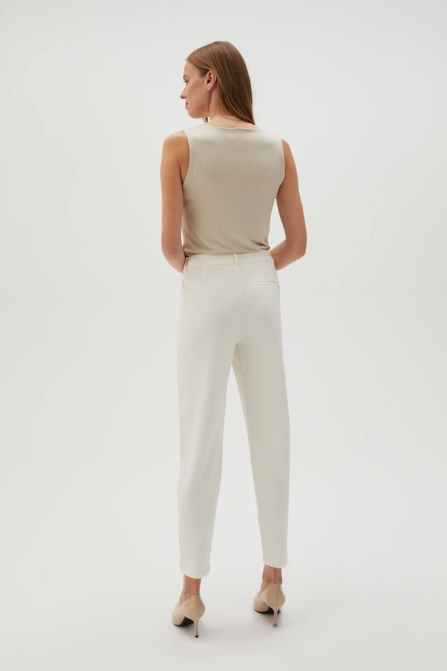 Spodnie z nogawkami w kant białe