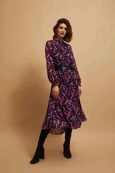 Sukienka midi z paskiem