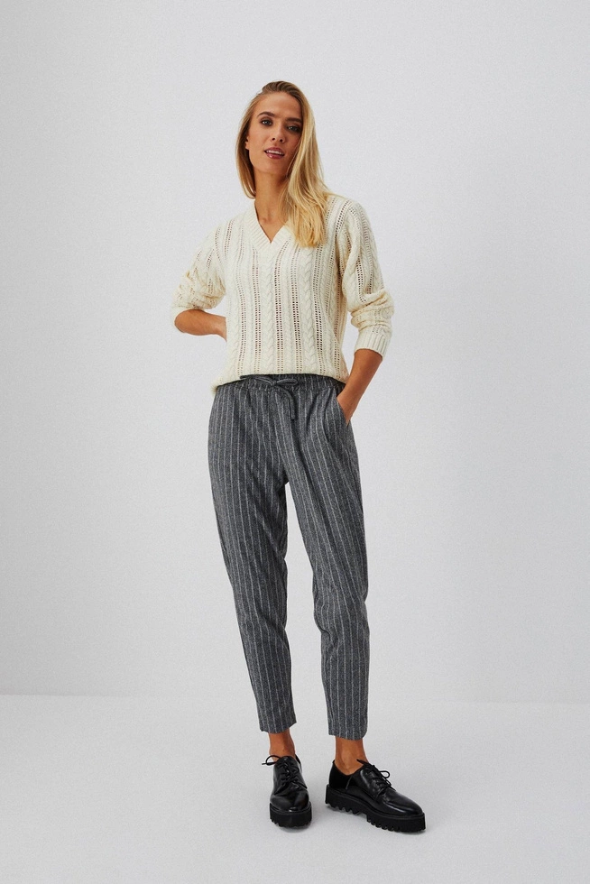 Sweter ze wzorem warkocza