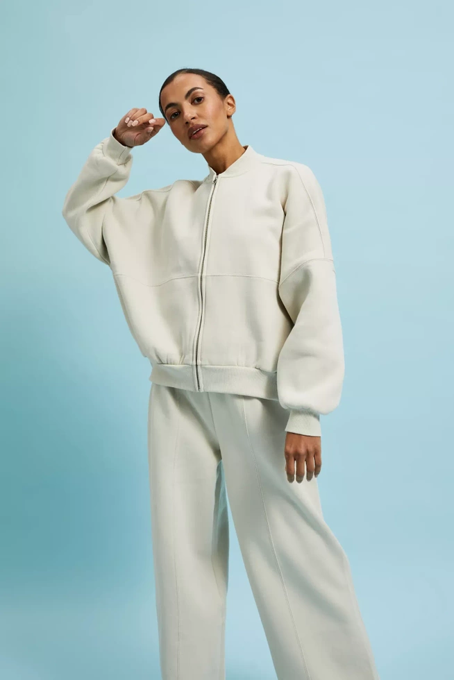 Bluza zapinana na zamek bez kaptura beżowa