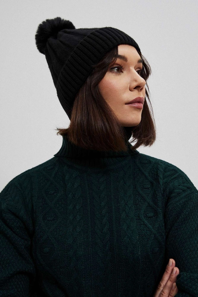 Sweter w warkoczowy splot z długimi rękawami szmaragdowy