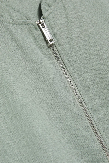 Kurtka bomberka zapinana na zamek oliwkowa