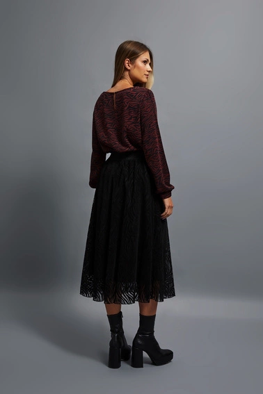 Rozkloszowana spódnica midi 