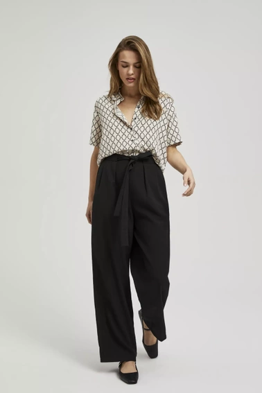 Gładkie spodnie z szerokimi nogawkami i wiązaniem w pasie czarne