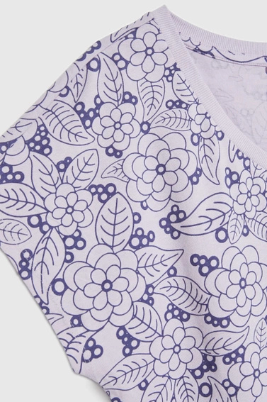 Bluzka w kwiatowy wzór z dekoltem w serek fioletowa 