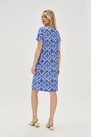 Wzorzysta sukienka niebieska 