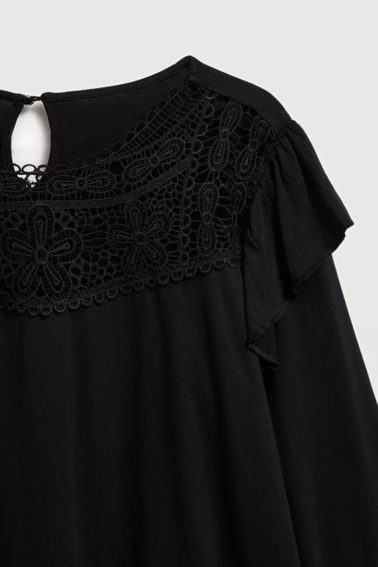 Bluzka z koronką czarna