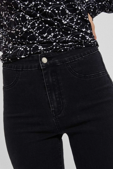 Jeansy z wysokim stanem czarne