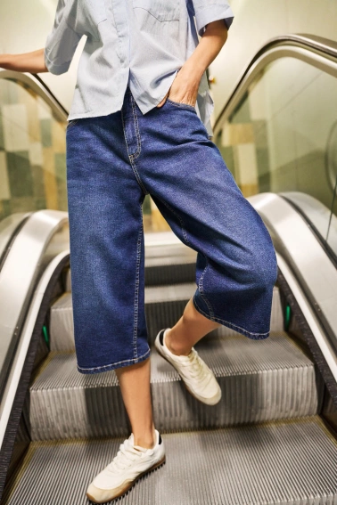 Jeansowe bermudy niebieskie 