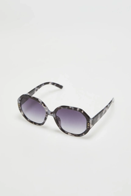 Okulary z okrągłymi szkłami szare