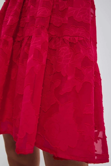 Rozkloszowana sukienka w kwiaty