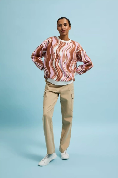 Bluza wkładana przez głowę z geometrycznym wzorem brązowa