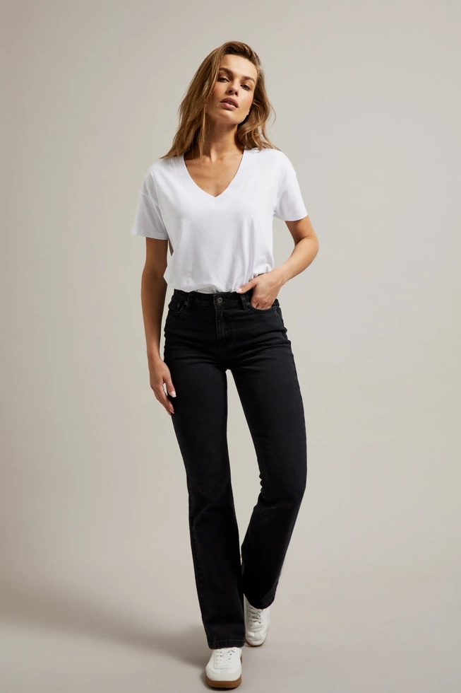 T-shirt z dekoltem w serek biały