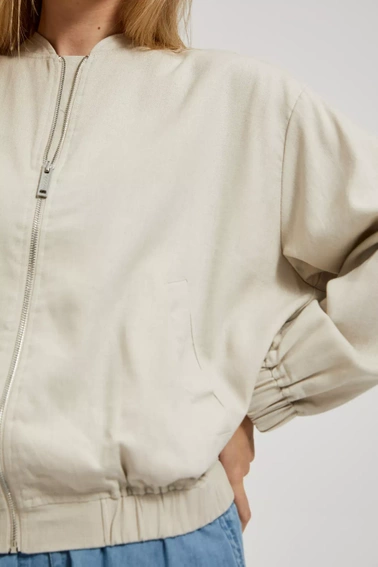 Kurtka bomberka beżowa 