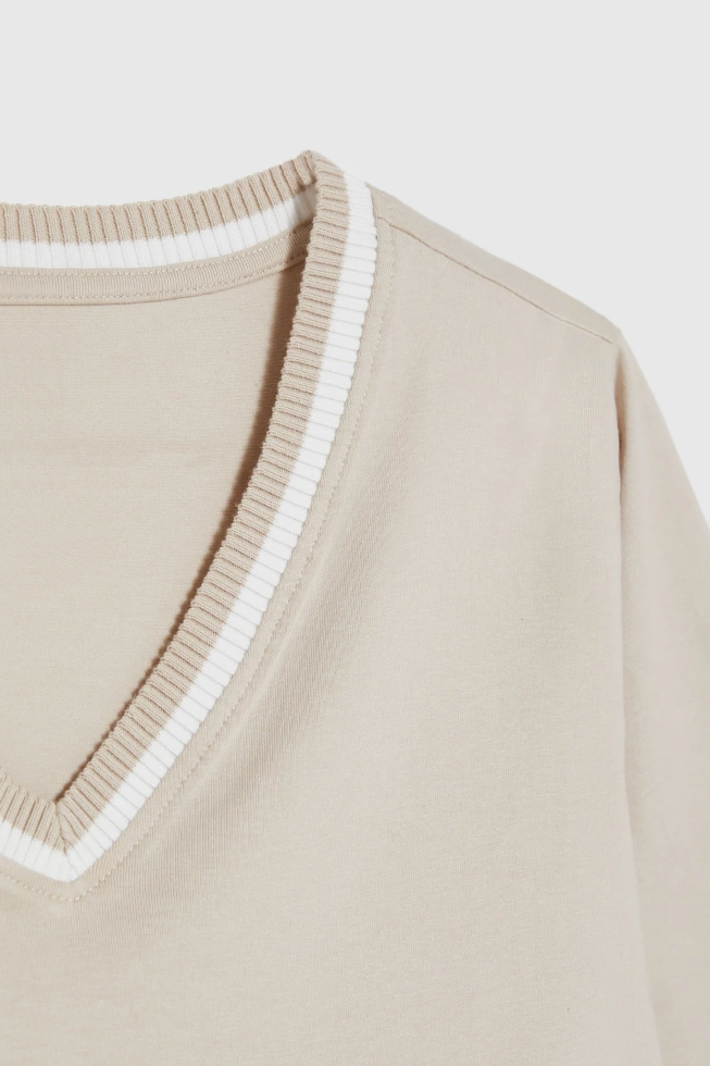 Bawełniana bluzka z dekoltem w serek beżowa