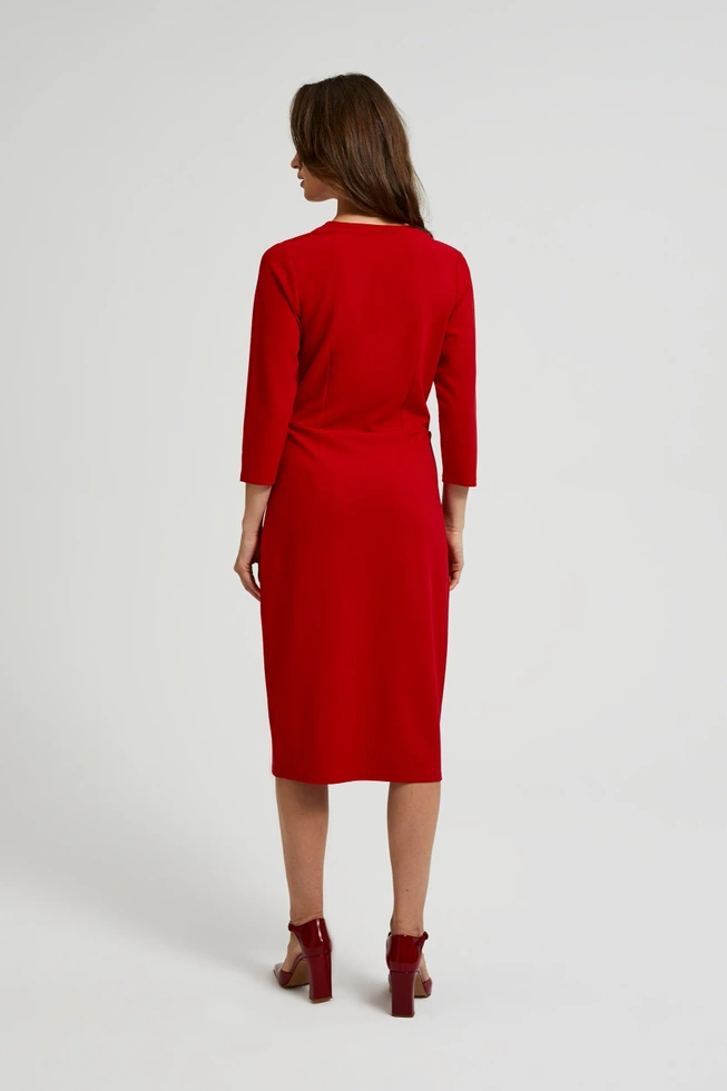 Sukienka midi z marszczeniem czerwona