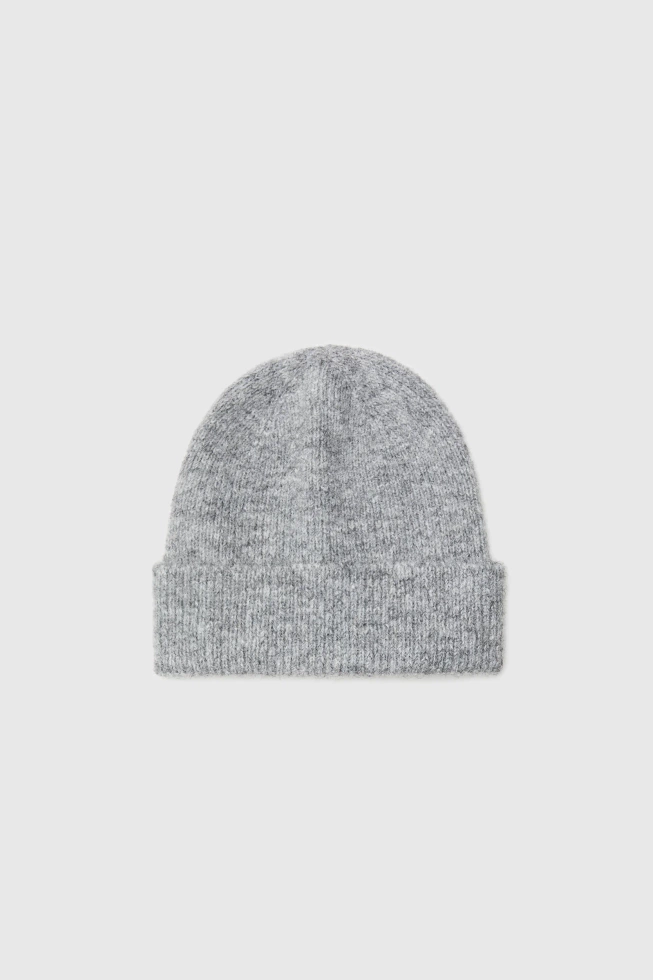 Czapka z dodatkiem wełny szara