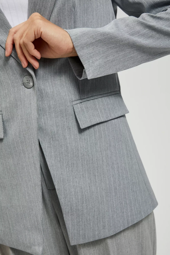 Marynarka jednorzędowa w delikatne paski szara