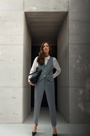 Elegancki zestaw szary