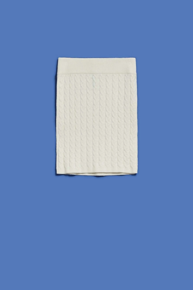 Spódnica w warkoczowy splot perłowa