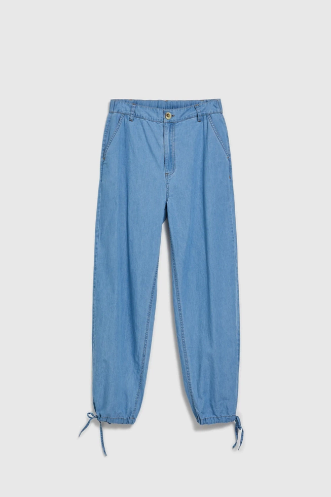 Bawełniane spodnie z wiązaniem na nogawkach niebieskie
