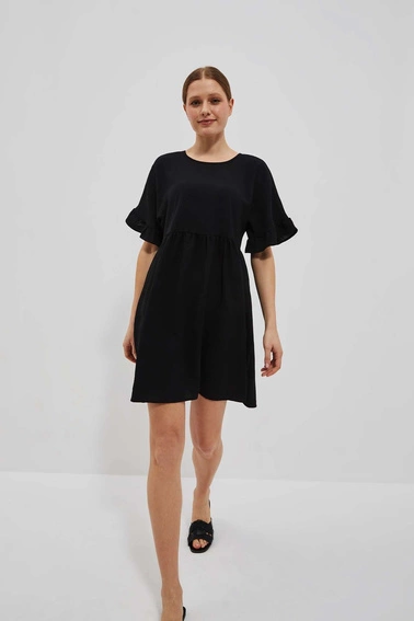 Sukienka z falbaną przy rękawie czarna
