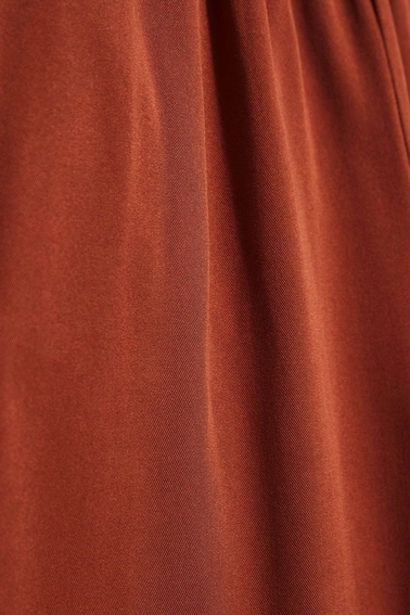 Gładkie szorty z gumą w talii 