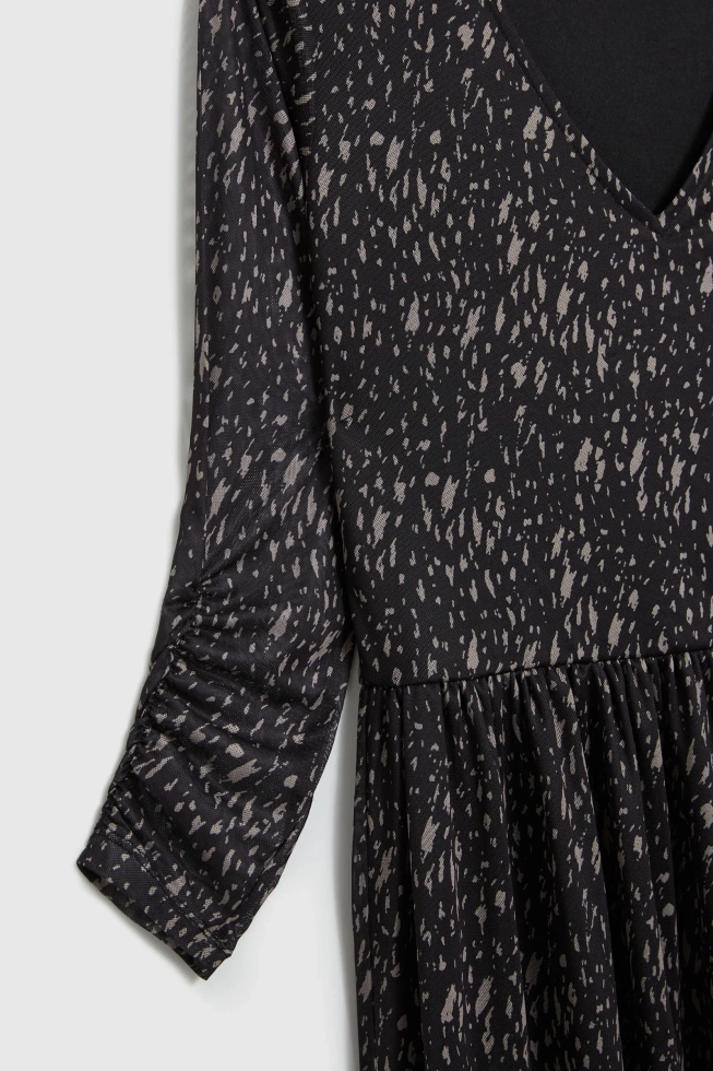 Sukienka midi czarna