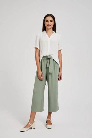 Koszula z kołnierzykiem biała