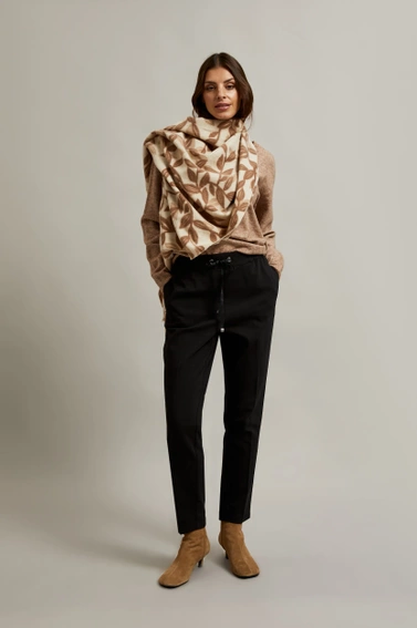 Spodnie z prostymi nogawkami i wiązaniem czarne