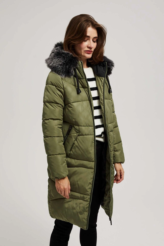 Pikowana kurtka z ocieplanym kapturem