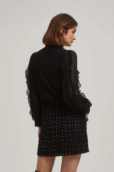 Koszula z falbanami na rękawach czarna