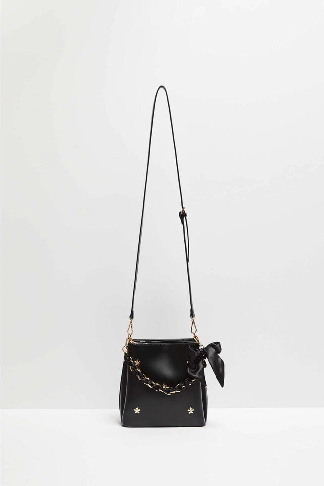 Torebka z łańcuszkiem czarna