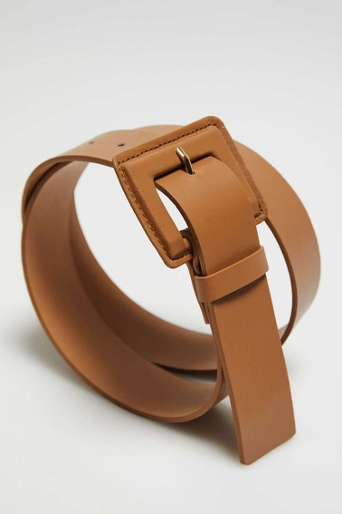 Szeroki pasek ciemnobeżowy