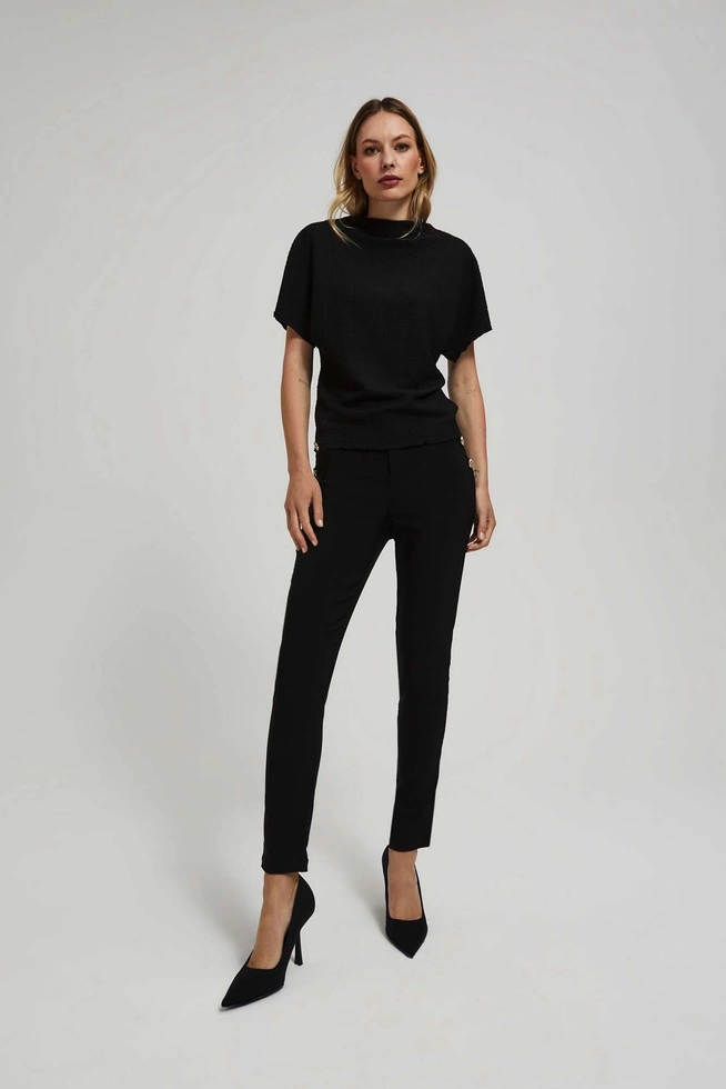 Elegancka bluzka z szerokimi rękawami czarna