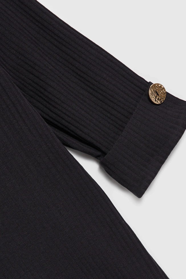 Prążkowana bluzka z golfem czarna