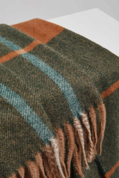 Szalik z frędzlami szmaragdowy